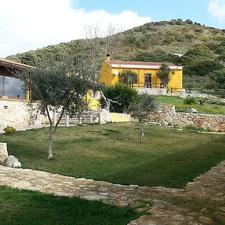 Agriturismo Monte Fenosu-3